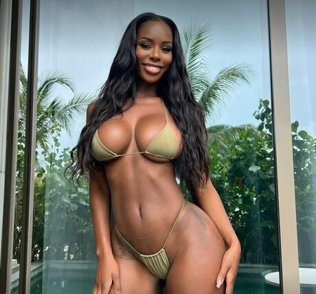 Lexi Hart pornstar images