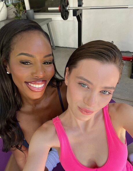 Lexi Hart model porn pic