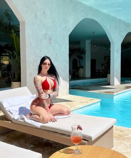 Michelle Fox nude pornstar image