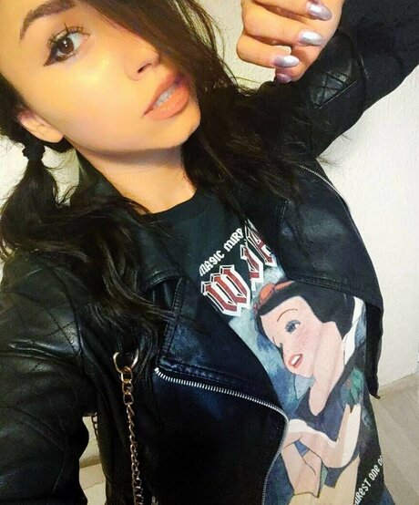 Bunnygirl pornstar high quality pics