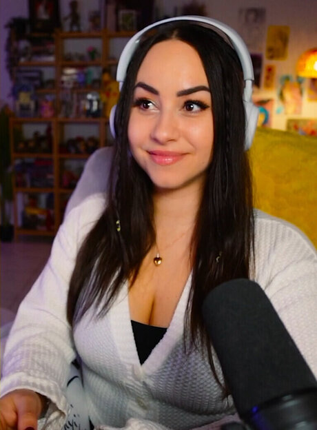 Bunnygirl perfect actress picture