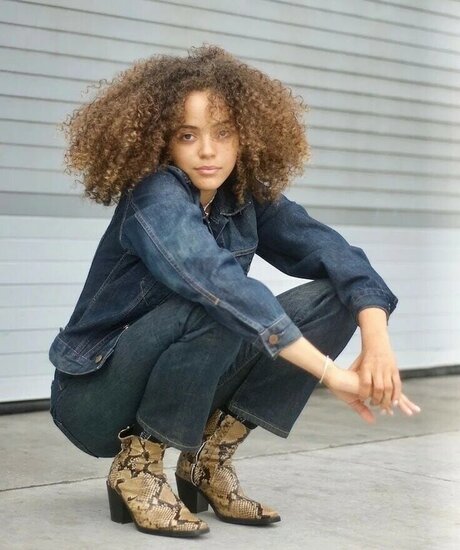 Quintessa Swindell model perfect photos