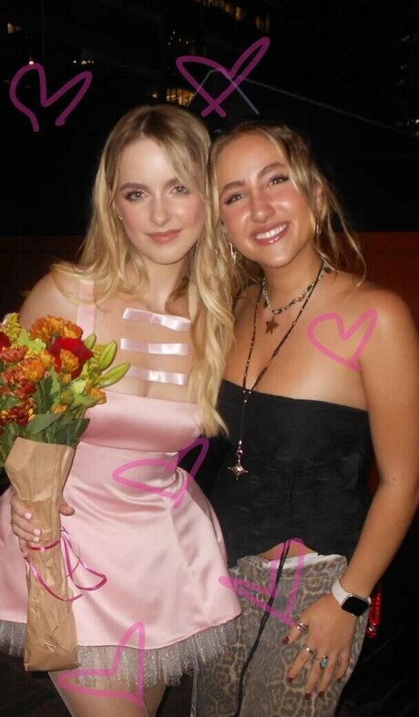 Mckenna Grace star nudes pictures