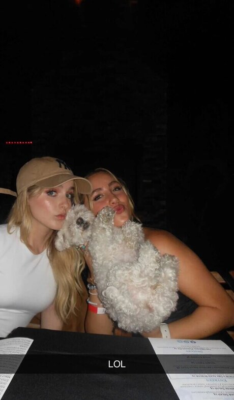 Mckenna Grace porn star galleries