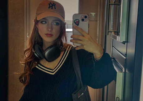 Mckenna Grace perfect model photos