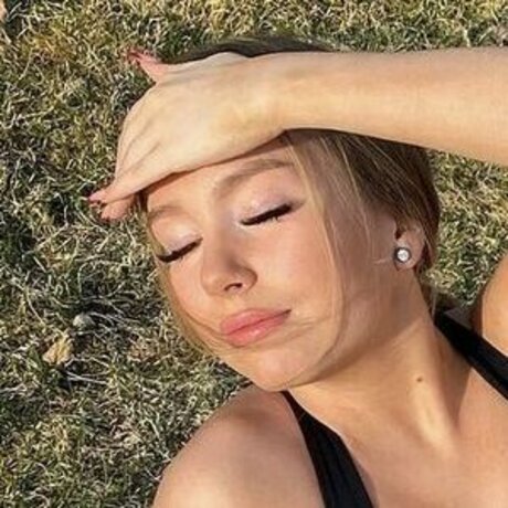 Finnish Girls star hot image