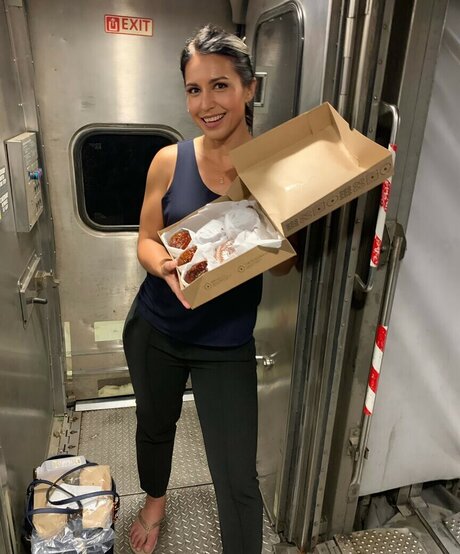 Tulsi Gabbard erotic actress picture