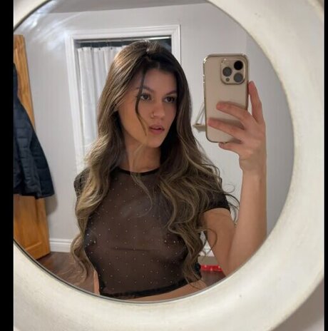 Taylor Liselle free actress images