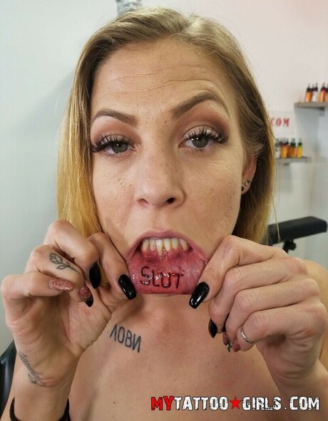 Leah Luv pornstar gallery