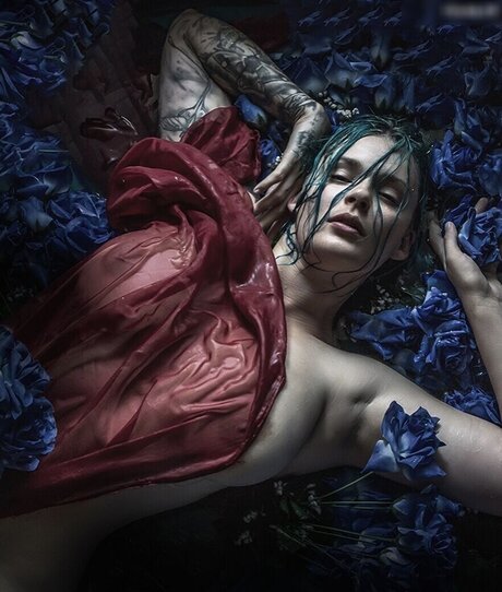 Chaos Isi sexy pornstar images