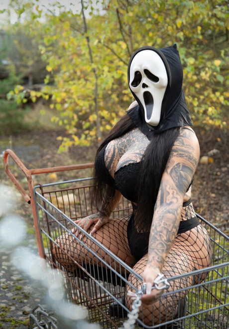 Stifflersmom star sexy picture