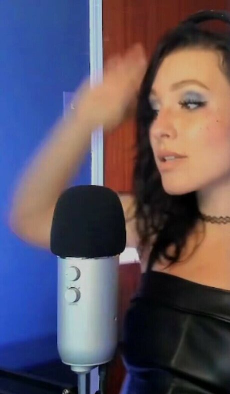 Notsoerudite star naked photos