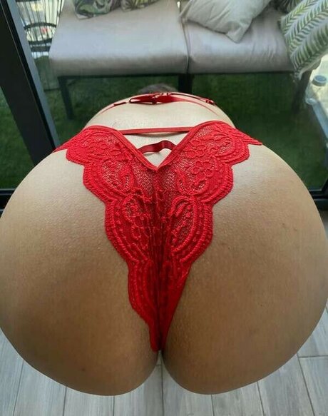 Jenbrasil naked actress photo