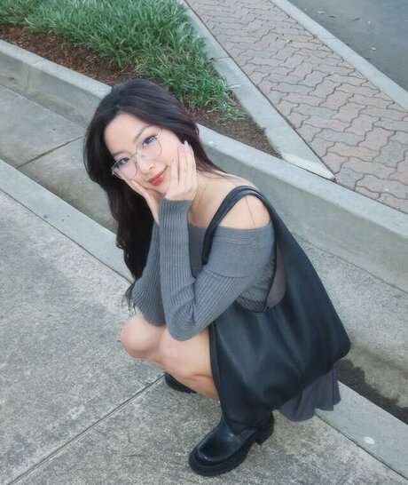 Winnie Chang adult model picture