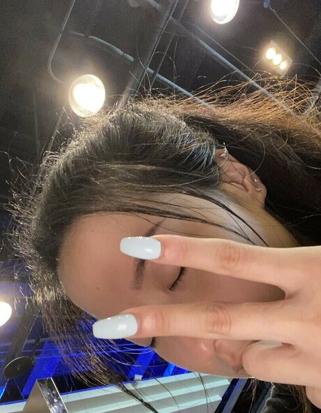 Winnie Chang nude pornstar img