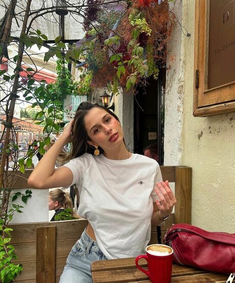 Francisca Simoes pornstar free image