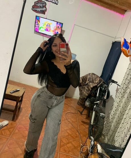 Argentinas Con Cafecito nude model pics