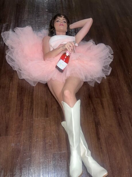 submissive onlyfans pretty pic