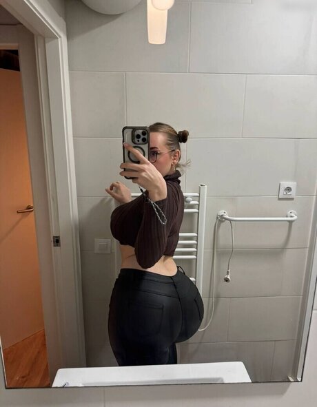 Dr Santi pornstar beautiful photo