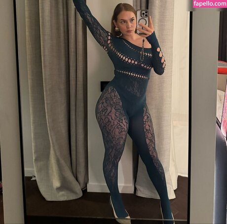 Dr Santi adult star img