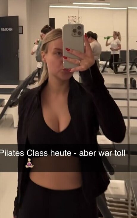 lesbian feet onlyfans sexy nude pics