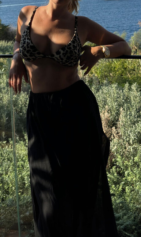 ass eating onlyfans hot naked photos