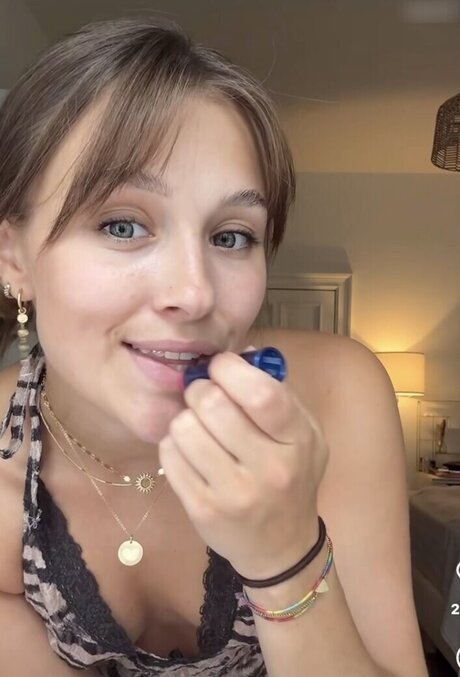 cute onlyfans nudes img