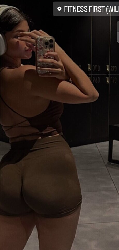 Nikelein pornstar top pic