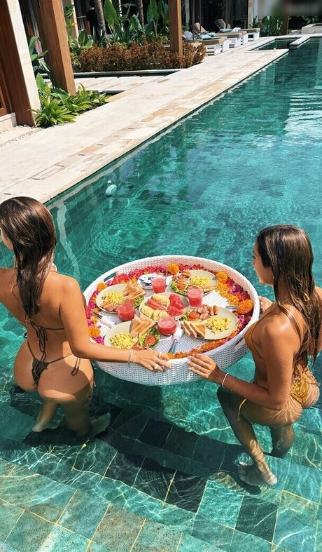 Mimi rasch adult model image