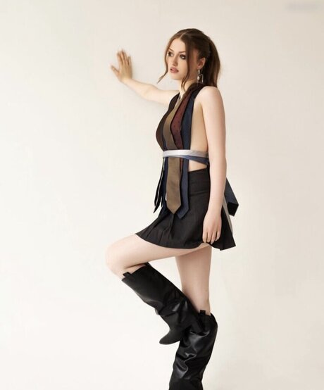 Yana Clare actress pics