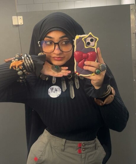 cryimgthrowingup best actress images