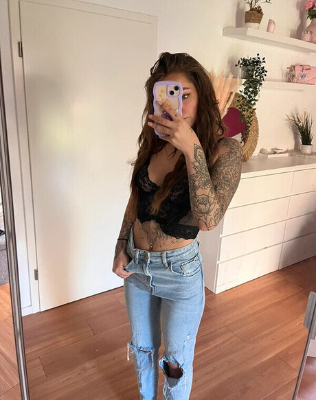 Tizeax exclusive actress images