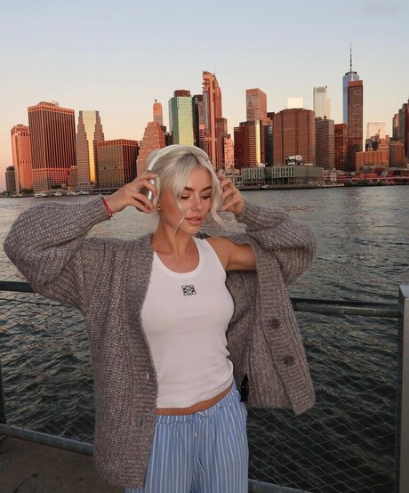 Kim Schiele high quality star gallery