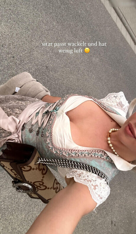 Kim Schiele star nudes photo