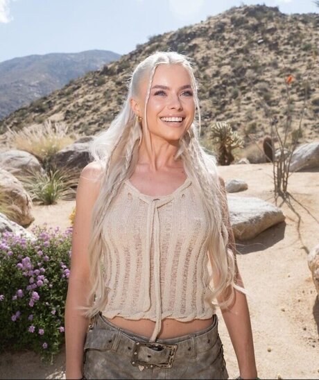 bodybuilder girls onlyfans pornographic image