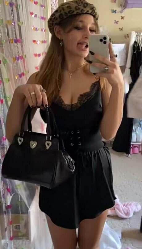 Sara Dobrik pornstar sexy picture