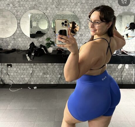 Anakakfit pornstar pretty pictures