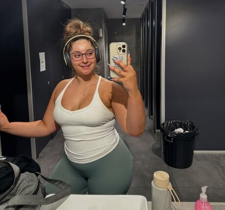 Anakakfit sex pornstar pictures