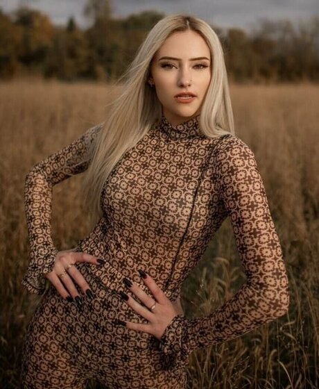 Megan Elizabeth naked actress picture