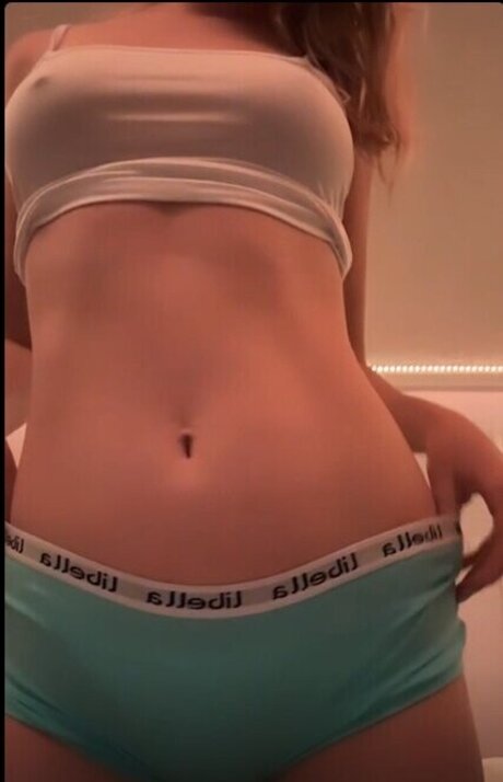 Emily xx pornstar nudes images