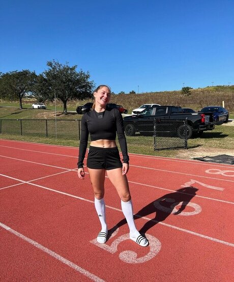 Gina L ckenkemper adult model pictures