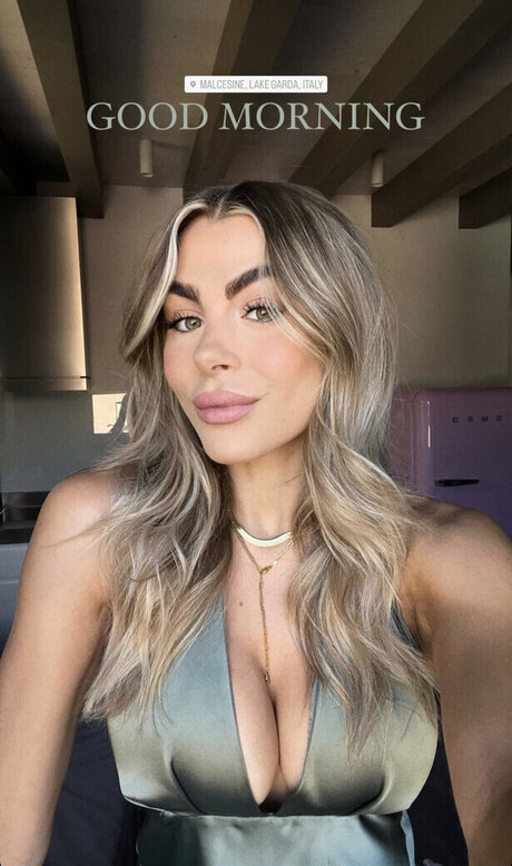 curly ebony onlyfans hot porn image