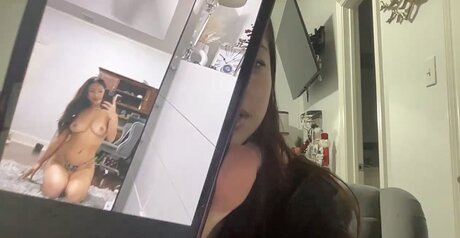 karinarosexo star adult photo