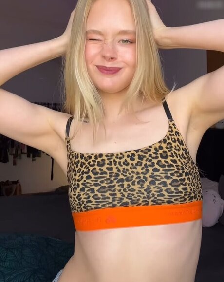 busty redhead onlyfans sexy nude pictures