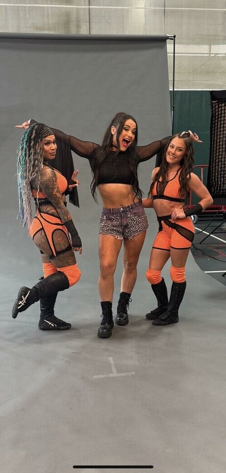 Lyra Valkyria star best image