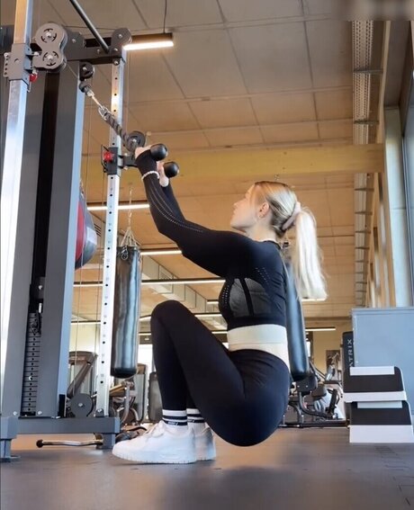 Vallixpauline model hd galleries