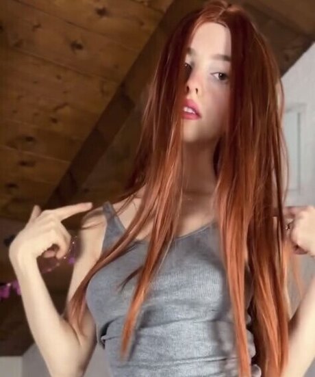 Red Fox Evelyn pornstar art archive