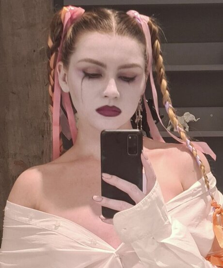 Anastasia Kreslina art actress photos