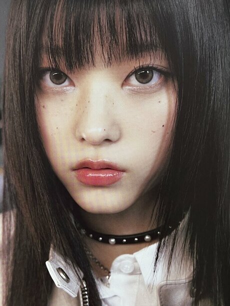 Haerin free star photo