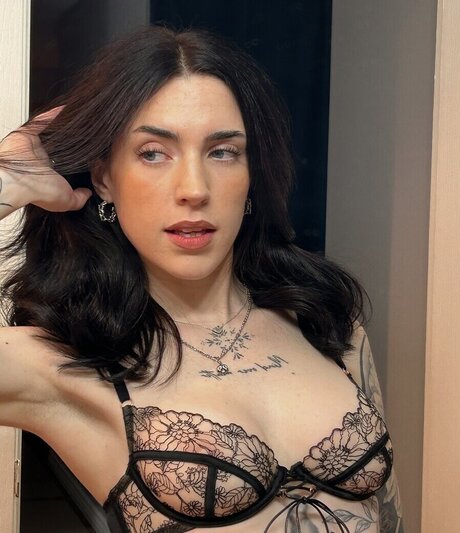 sadieeden_ nice actress picture